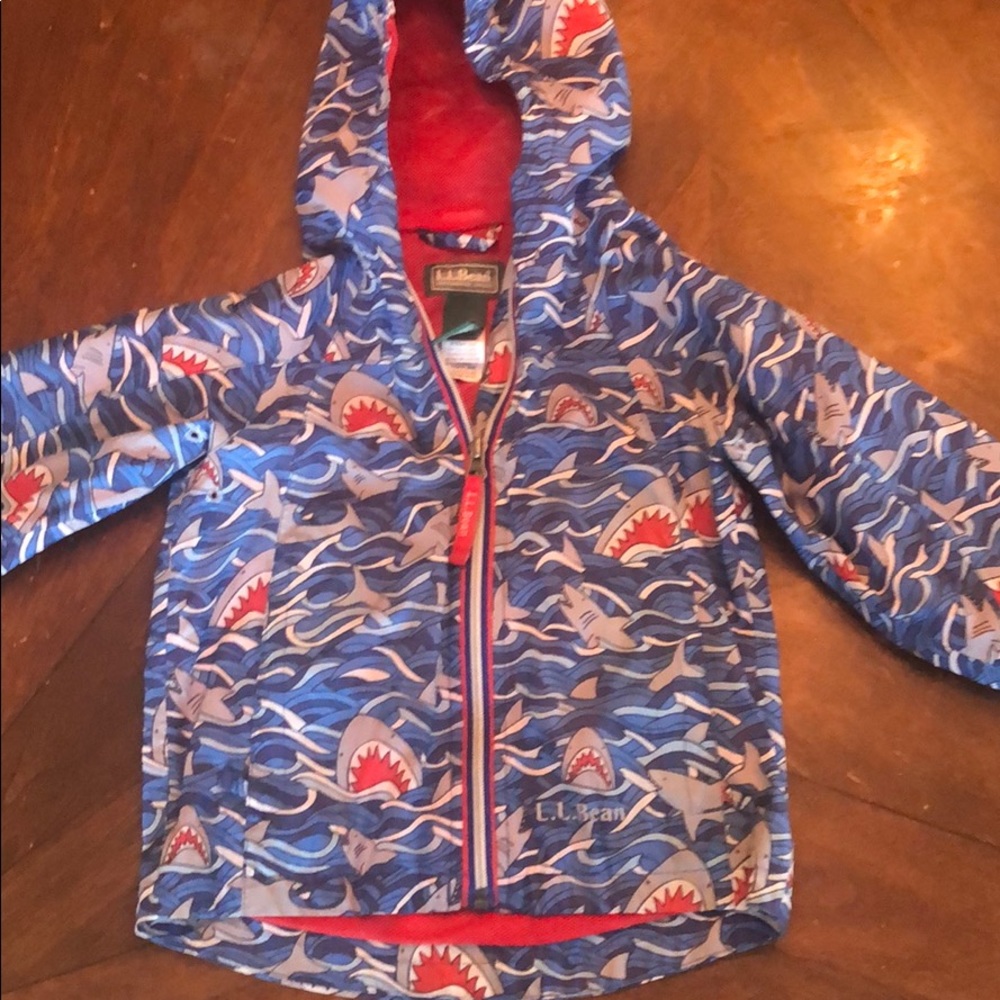 L.L. Bean Shark Raincoat little boy size 4